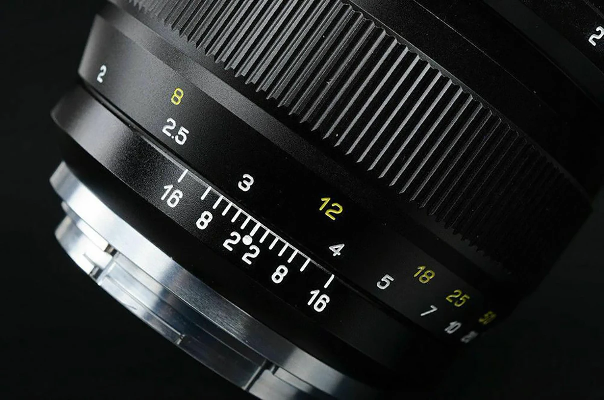 Объектив Mitakon Zhongyi Speedmaster 85 мм f/1 2 для камеры Nikon F Mount d800 d800e d3s d810... |