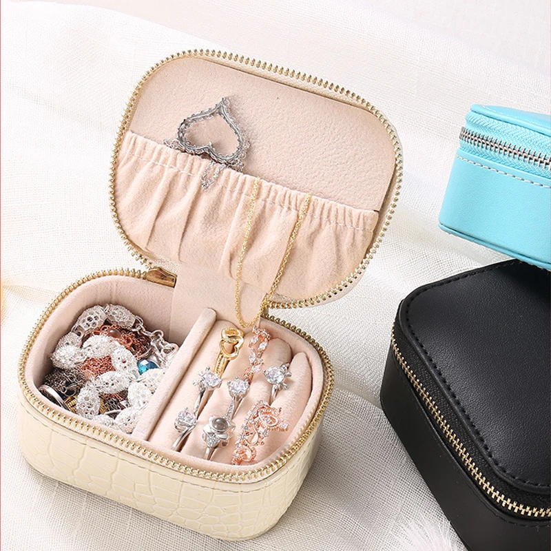 

Портативный дорожный контейнер для хранения ювелирных изделий, держатель для сережек и колец, высококачественный Органайзер из искусствен...