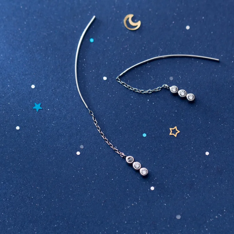 Серебряные длинные висячие серьги с тремя круглыми кисточками из циркония 925