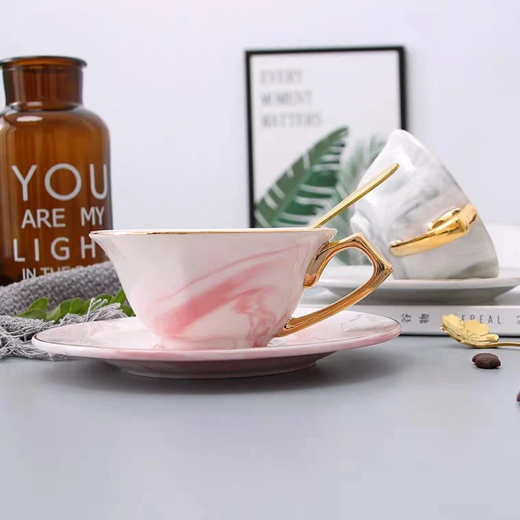 Ceramic Coffee Cup Set English Afternoon Tea Set Heart shaped Mug Tea Couple Cup and saucer Coffee Set Gift for lover