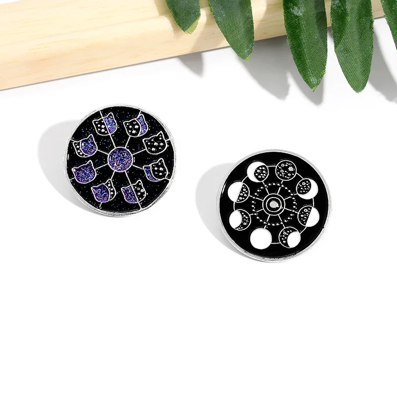 Оптовая продажа Мультяшные креативные эмалевые булавки в форме Луны и звездного