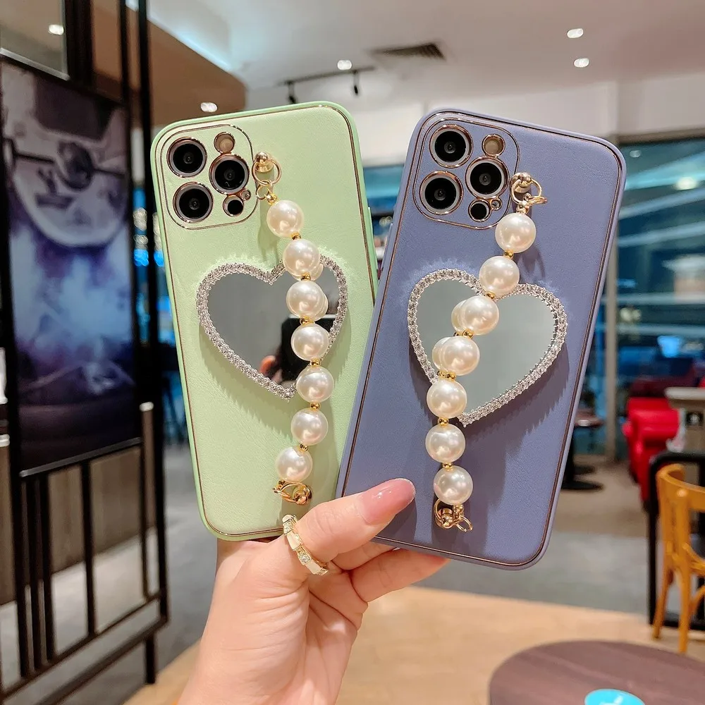 

Luxury temperament pearl wrist love makeup mirror Case For iPhone 12 mini 11 pro max X XR XS Max 7 8 plus Back cover