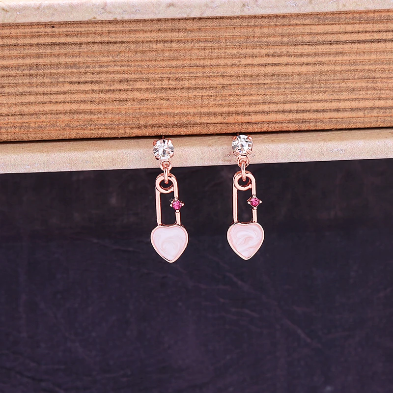 Романтические уникальные серьги-капли с эмалью в форме сердца блестящими