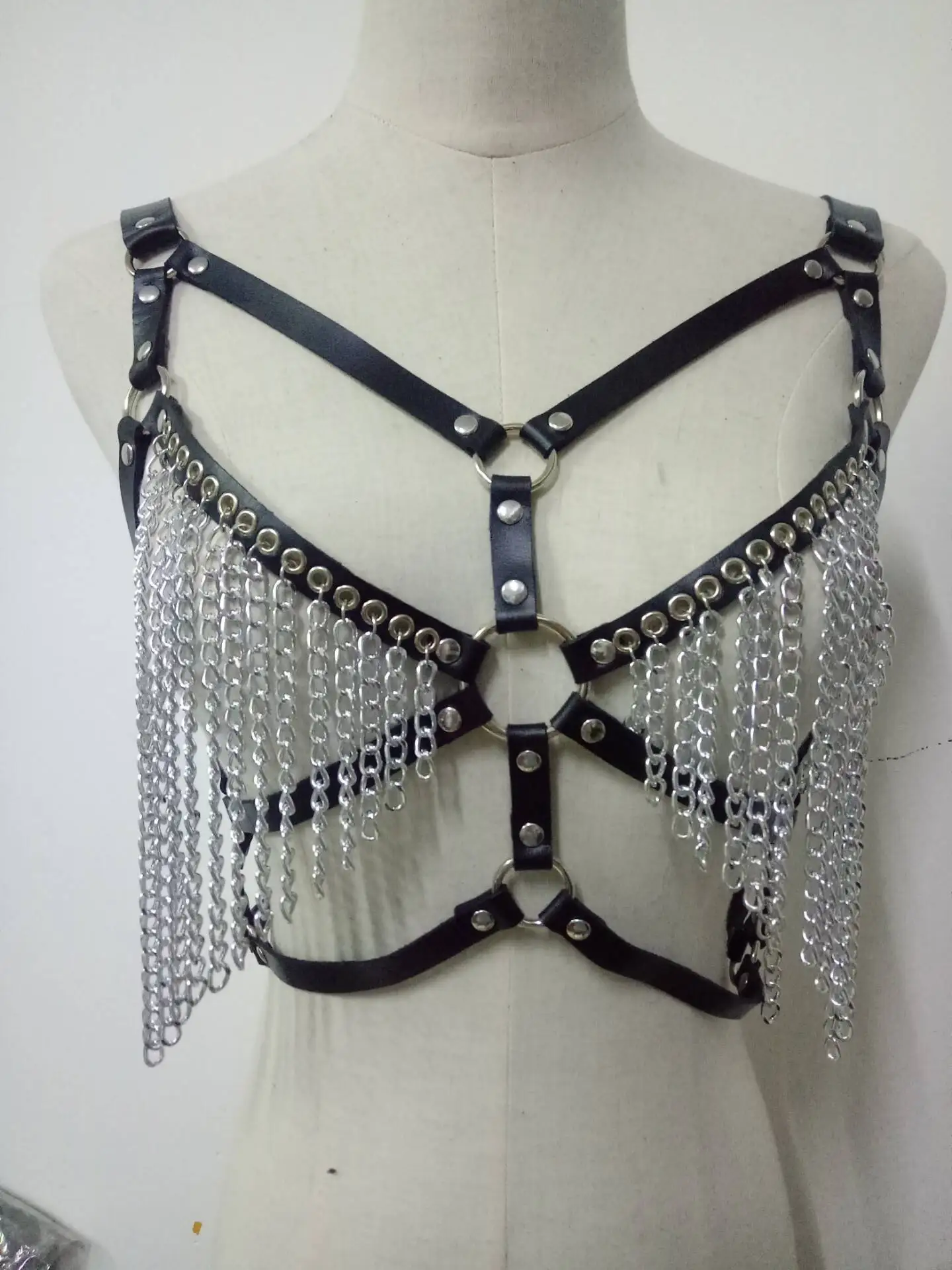 Кожаная металлическая цепочка на тело БДСМ клетка для тела Готическая подвязка в
