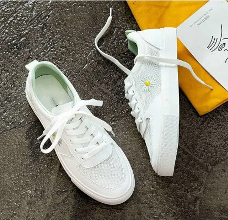 

Lady's casual shoes Lady's sports shoes Fashion little Daisy shoes little white shoes ladies sandals ladies flats ladies shoes