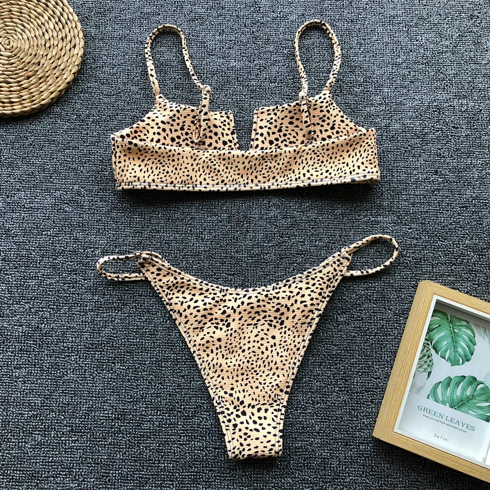 

Hot ladies sexy bikini with chest pad no steel support big V solid color split swimsuit four color hot sale womens swimsuit set