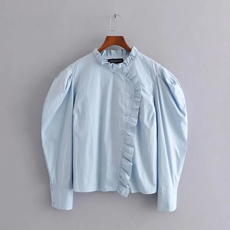 Женская блузка с длинным рукавом голубая однотонная элегантная офисная рубашка