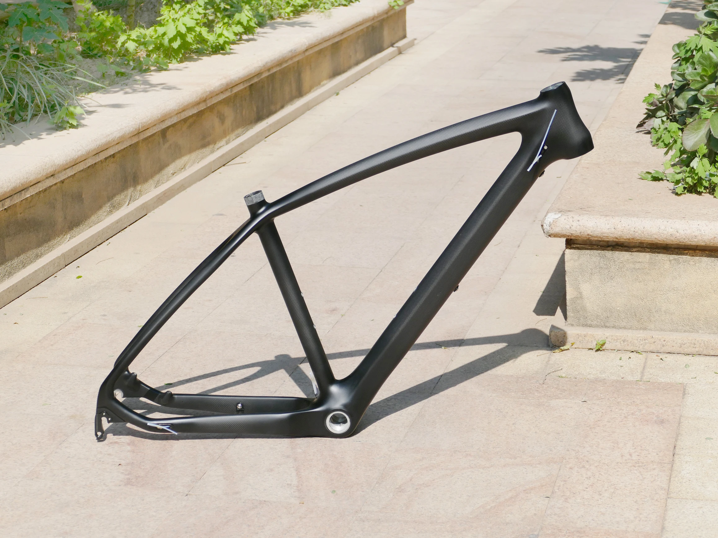 

High Quality Full Carbon 26ER Mountain Bike Frame Carbon Bicycle Cycling MTB Frame 15.5"