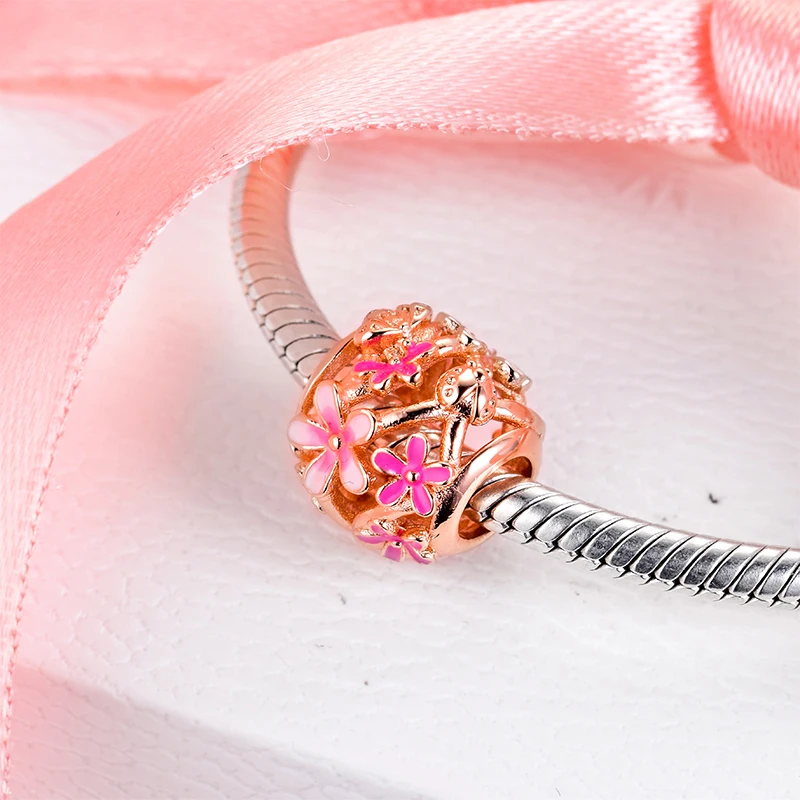 

2020 new Fit Original Pandora Charms Bracelet 925 Sterling Silver Openwork White Daisy Flower Charms Beads DIY Jewelry Making