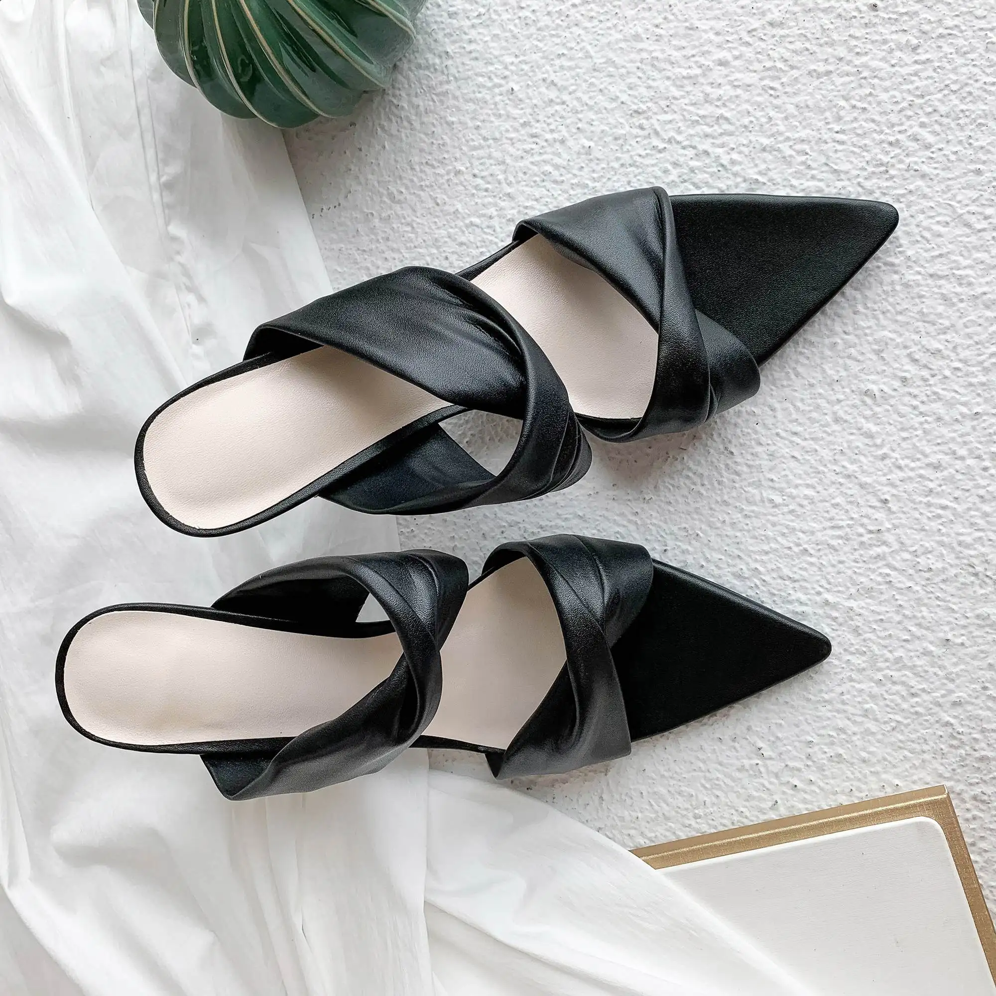 

Krazing pot pointed peep toe stiletto high heels European design solid slip on mules beauty lady mature cozy sandals women L22