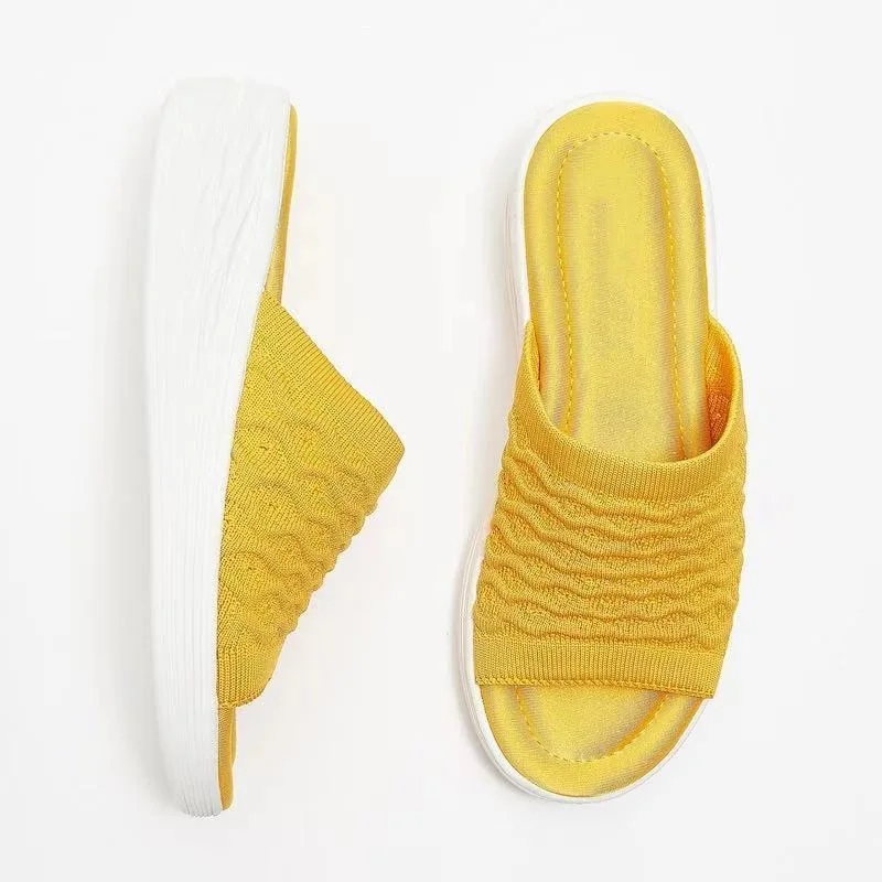

2021 Women New Summer Plus Size Slippers Wear Flat Bottom 2021 Summer New Fashion Ladies Sandals and Slippers Rubber Cotton