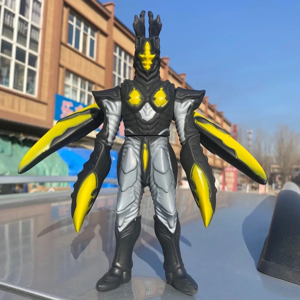 

21 см большая мягкая детская кукла Ultraman Monster Hyper Zetton Goldras
