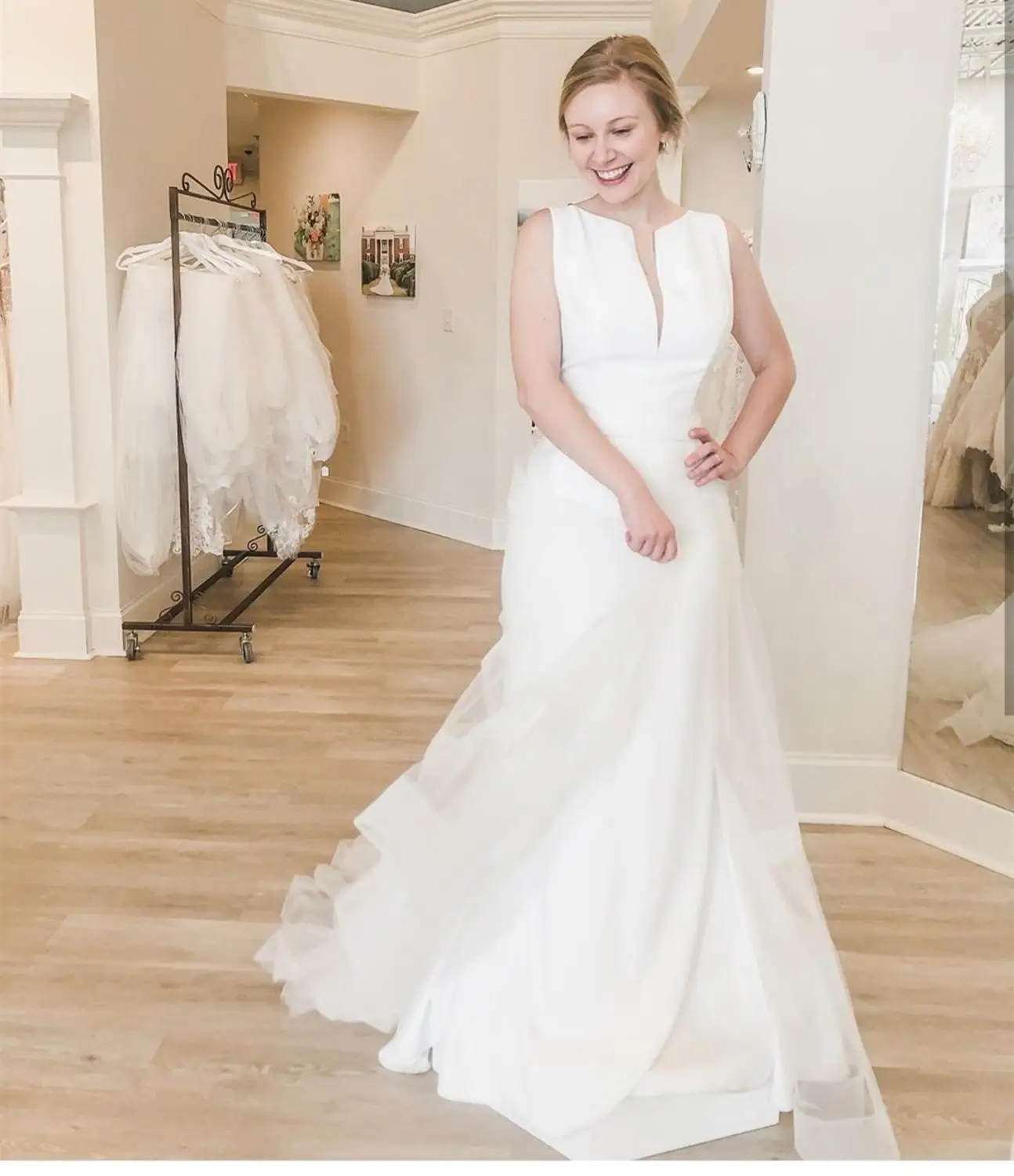 

2020 Wedding Dress Simple Satin Mermaid V-Neck Floor Length White Court Train Bridal Gowns Fishtail For Brides High Quality