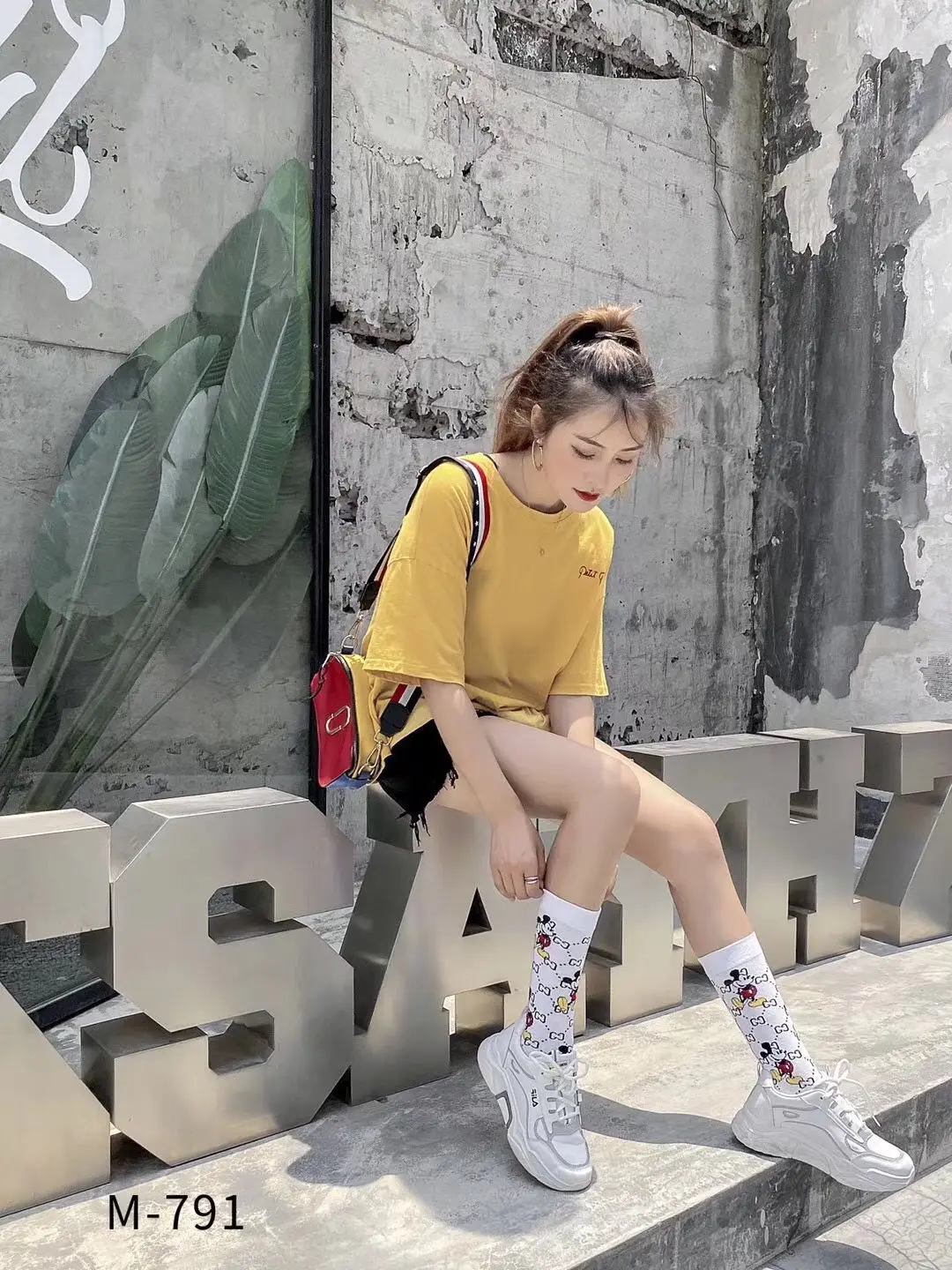 

Original Disney Mickey Mouse Women's Socks Cartoon Tube Socks Cotton Pile Socks Long Sock Black Socks