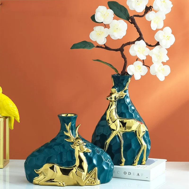 

Аксессуары для украшения дома в скандинавском стиле, Новые Креативные керамические резьбовые изделия, подарки, Модель оленя, ваза, контейне...