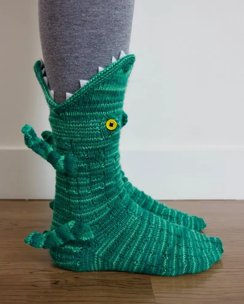 

2021 New Knit Crocodile Socks Knitted Animal Carp Shark Chameleon Socks For Christmas Gift