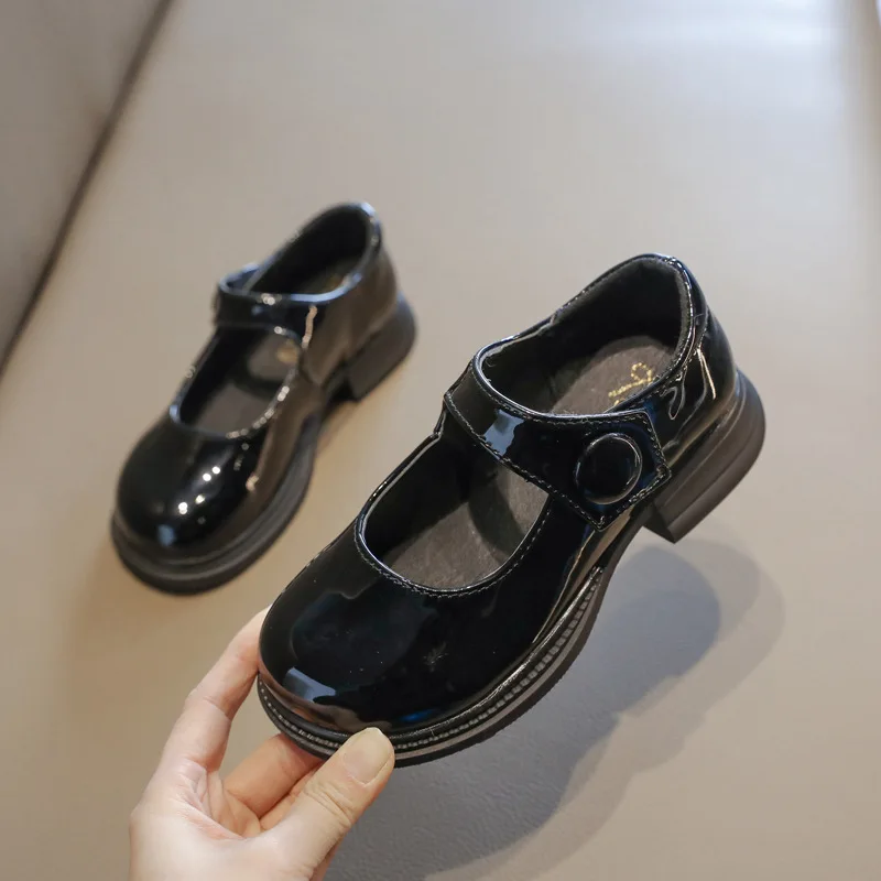 Детские кожаные туфли CMSOLO для девочек мягкие летние на плоской подошве кремового