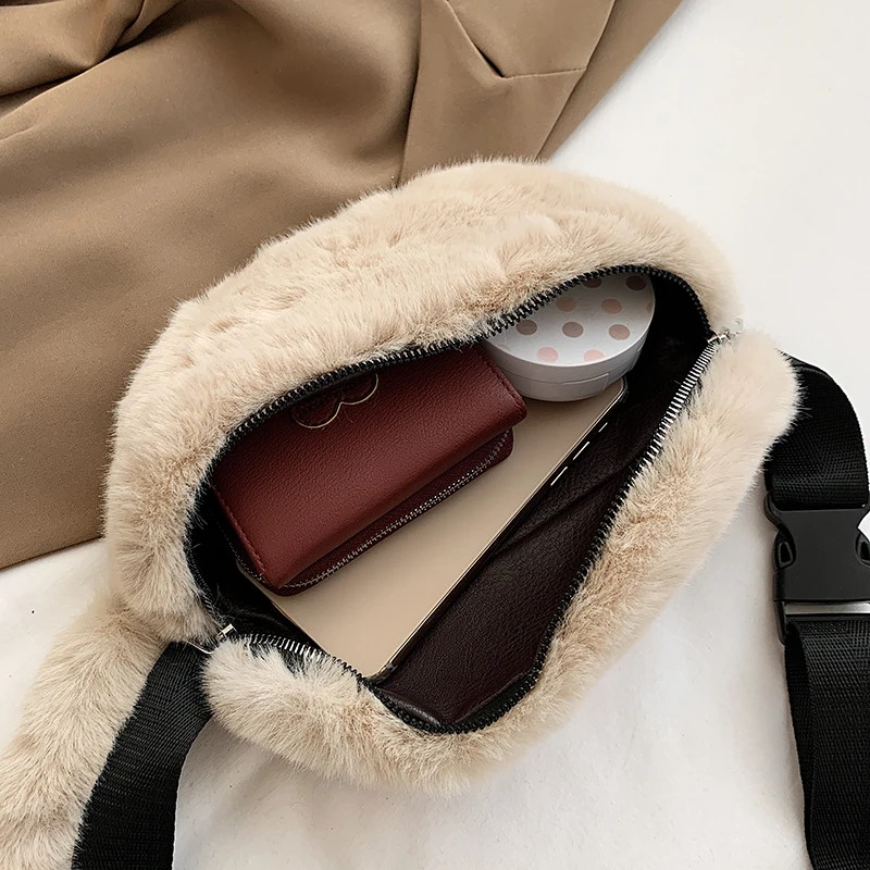 

Autumn and winter new style handbags wide shoulder strap handbags fashion messenger bags ladies shoulder bags plush handbags