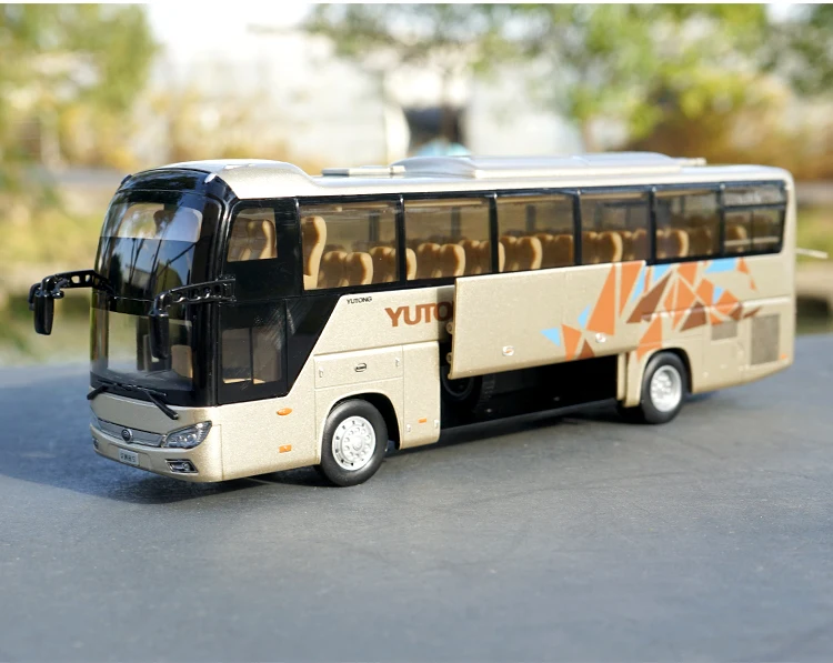 Оригинальная Коллекционная модель из сплава в подарок масштабе 1:42 Yutong ZK6118HQY8Y с