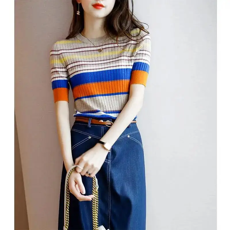 

2021 New Style Striped T-shirt Casual Knitted Short-sleeved Women's Round Neck Top T-shirt Women's Pullover
