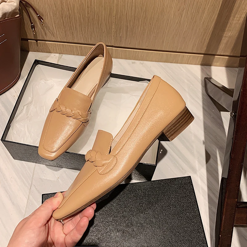 

2022 new Women's pumps Natural Leather plus size 22-25cm Cowhide upper full leather Loafers shoes Chunky heel square toe shoes