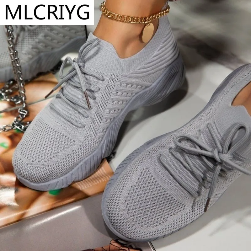 

2021 Sneakers Women Plus Size Femme Women's Shoes Fashionable Vulcanize Sneakers Comfortable Lace Up Loafers Female Women Shoes