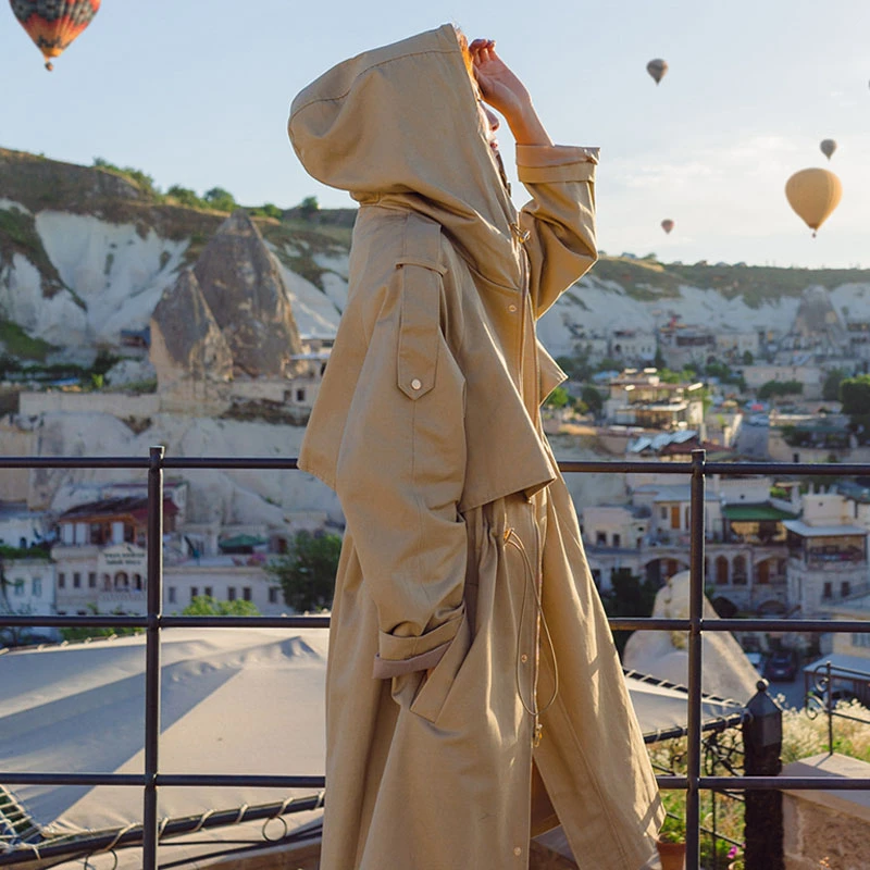 Женская Длинная ветровка с капюшоном демисезонное Свободное пальто до колена