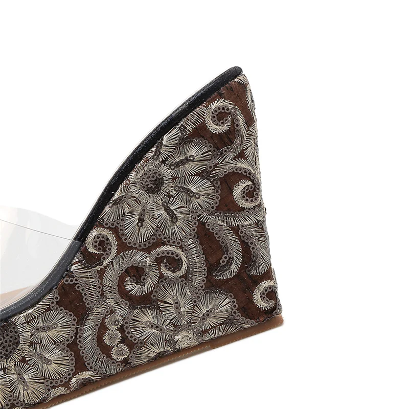 

2020 new Women Sandals Elegant Summer Floral Slides embroidered Slippers 12cm High Heels 5cm Platform Wedges Luxury Beach Shoes