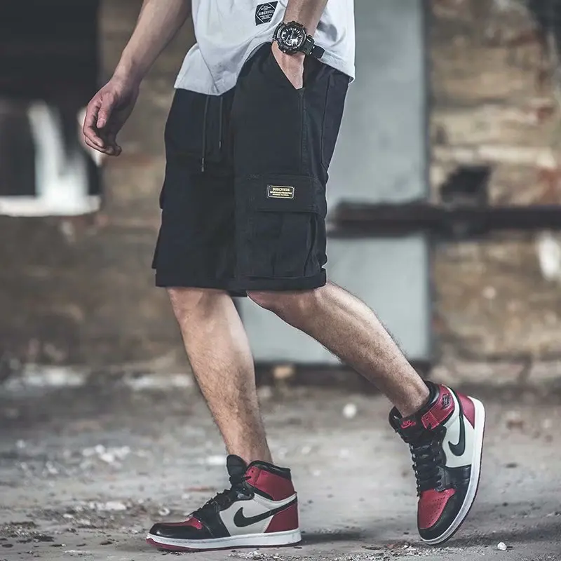 

Уличный тренд в стиле хип-хоп, свободные джинсовые повседневные шорты с карманами для баскетбола, мужские летние модные комбинезоны Super Fire, ...