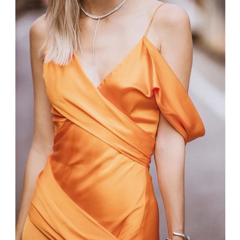 Платье AEL женское атласное с V образным вырезом пикантный ассиметричный сарафан