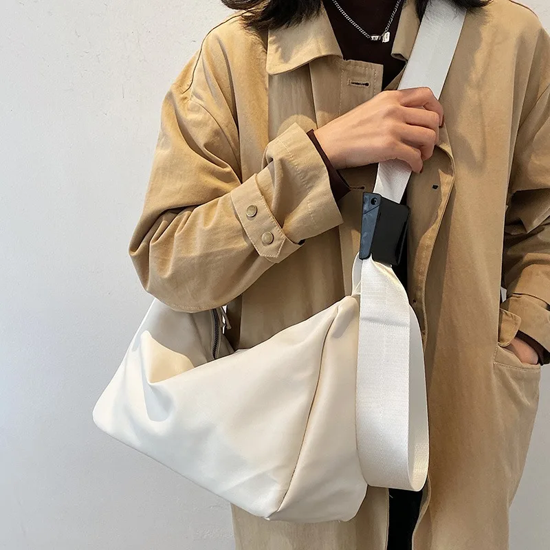 

Casual PU Leather Shoulder Bag Fashion Handbags Designer Brand Luxury Women Chest Bag Crossbody Bags for Ladies Bolsas Femininas