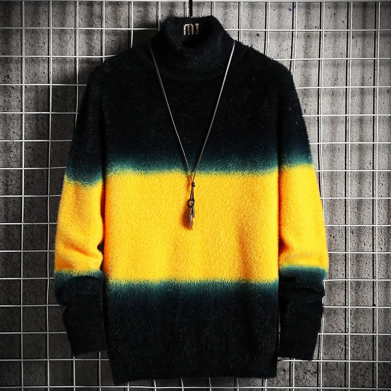 

Hoodies & Sweatshirts