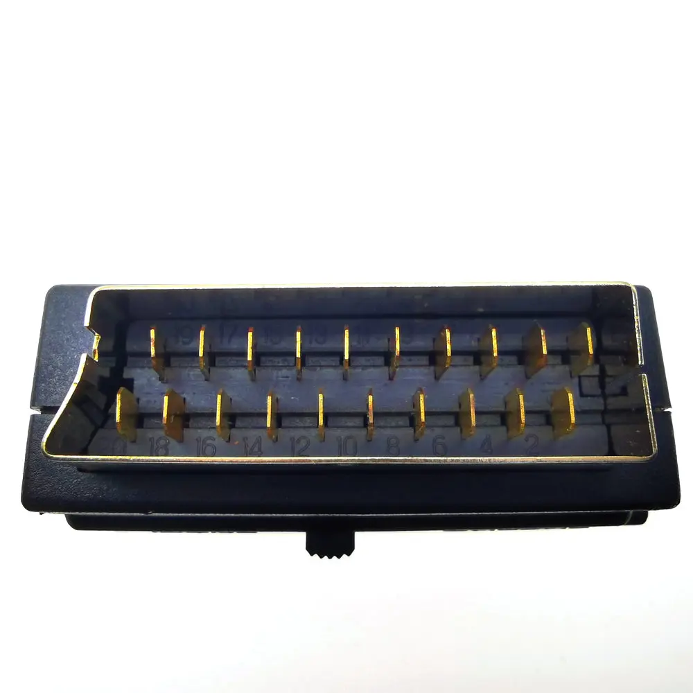 Адаптер Scart 5 шт. 21/Pin блок AV на 3RCA Phono Composite S Video с переключателем in/out адаптер