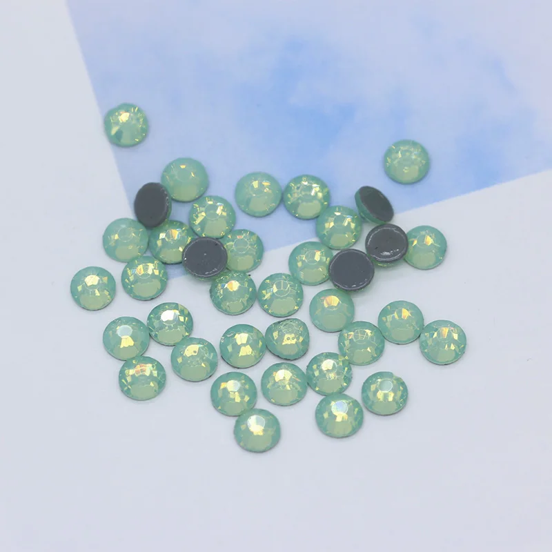 green opal 144p 5A SS12-ss30 41-Цвета гладить на Стразы с прямой основой с украшением в виде кристаллов Стразы с плоской задней частью, горячая фиксация, супер яркие Стразы Стекло камень для одежды ремесло - Цвет: green opal