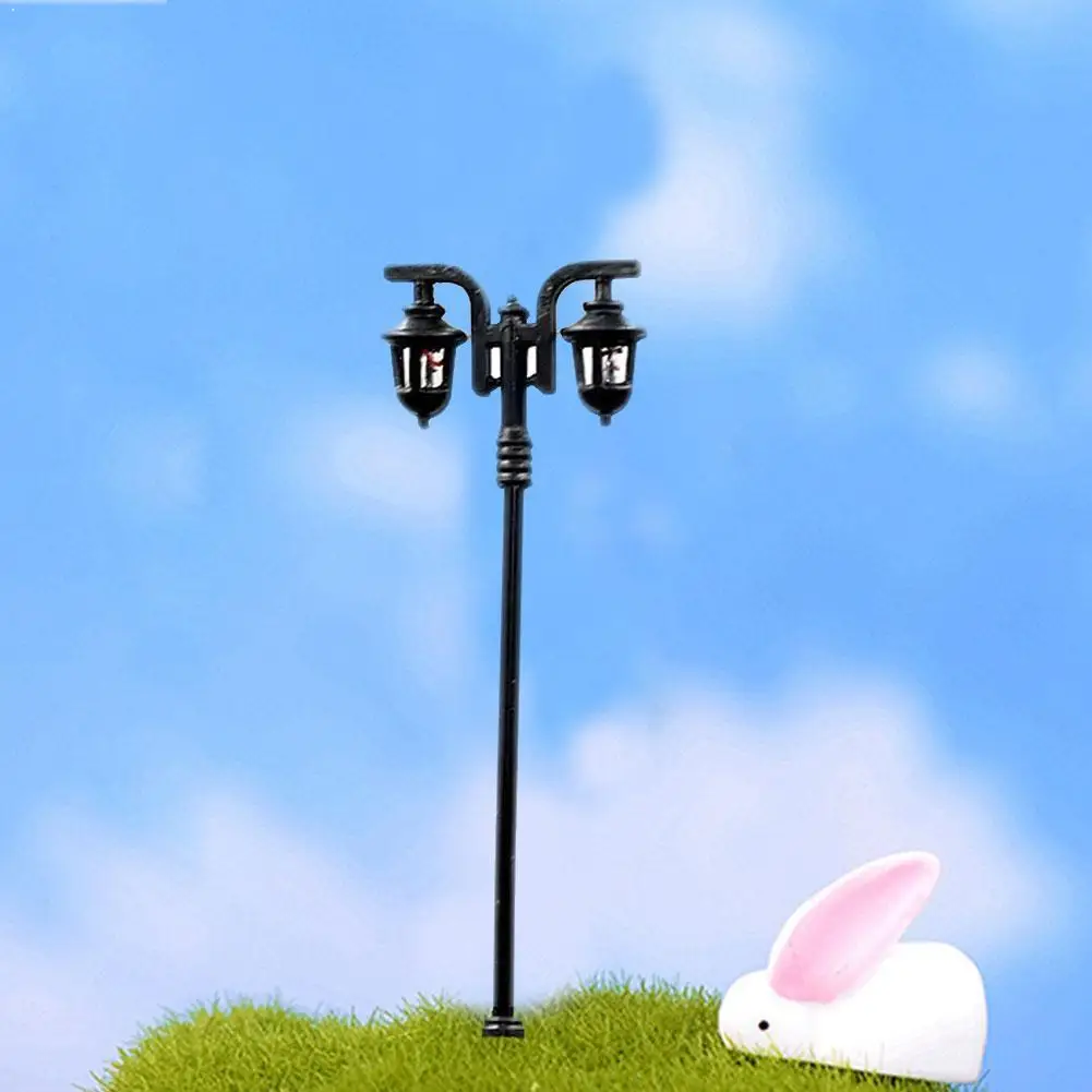 

Moss And Succulents Micro-landscape Lights Decoration Street Lights Decorations Set Lamp Table Simulation Model Sand Lights T7V6