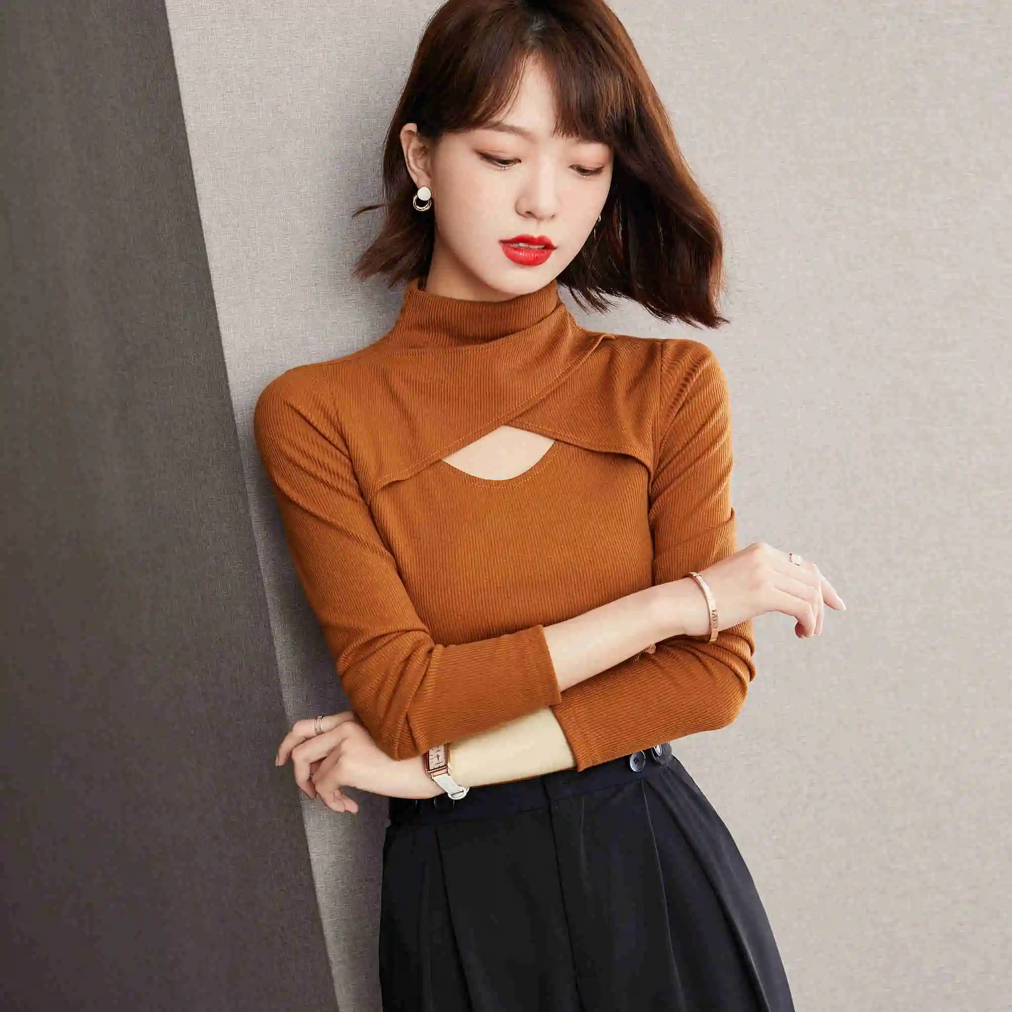 Новинка осени 2021 модная нижняя рубашка Ретро Топ для женщин длинная футболка