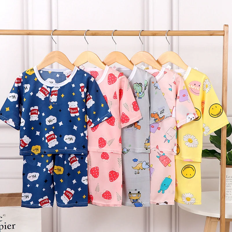 

Комплект пижамный детский летний, с круглым вырезом, футболка и штаны