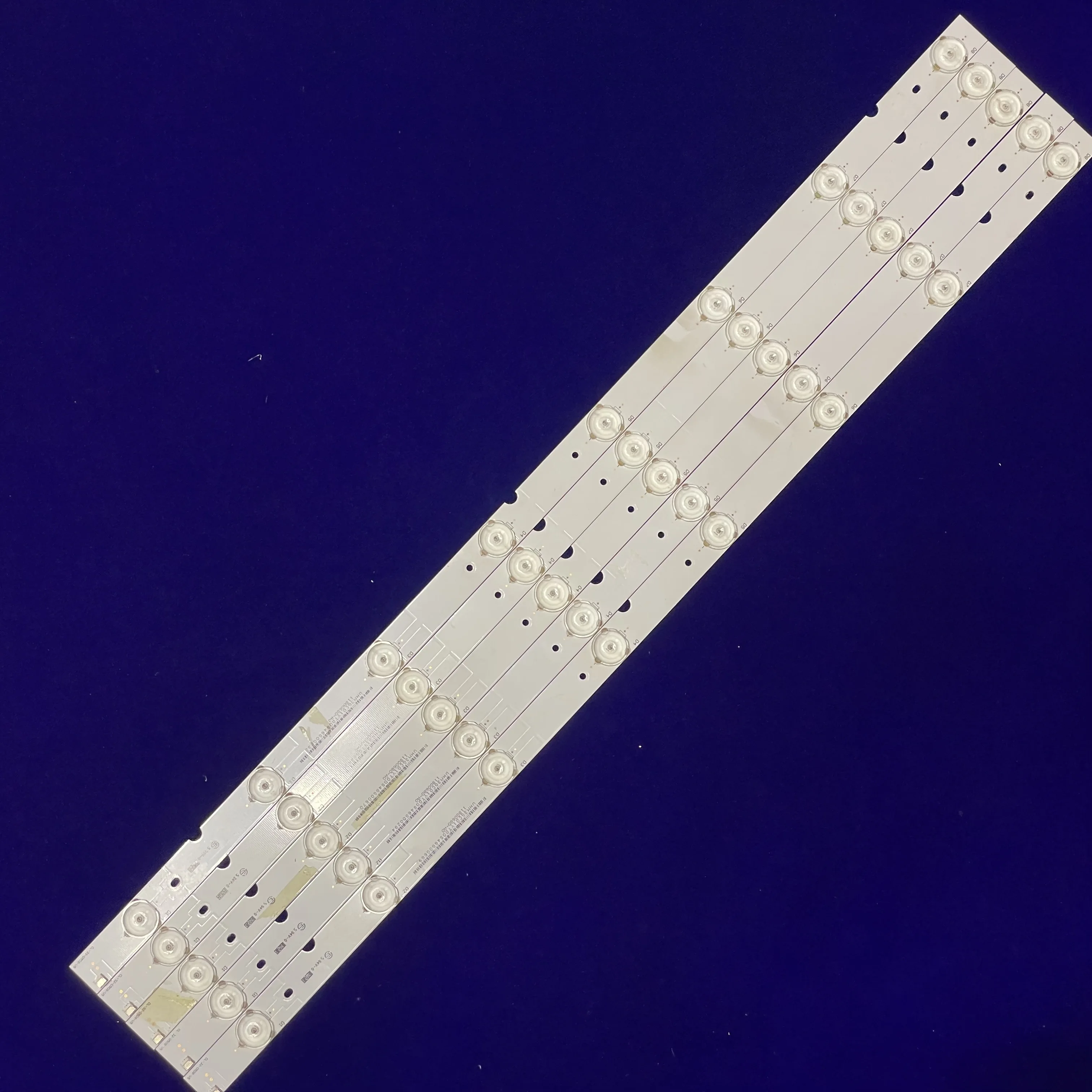 

5PCS LED Backlight Strip 8Lamps For CL-32-D508-V5 For BDM3200FC AOC 315LM00001 I3242VW T3242M TPT315B5-EUJFFA