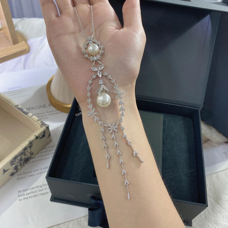 

925 Sterling silver pearl petal necklace for ladies with European fashion temperament adjustable sweater chain
