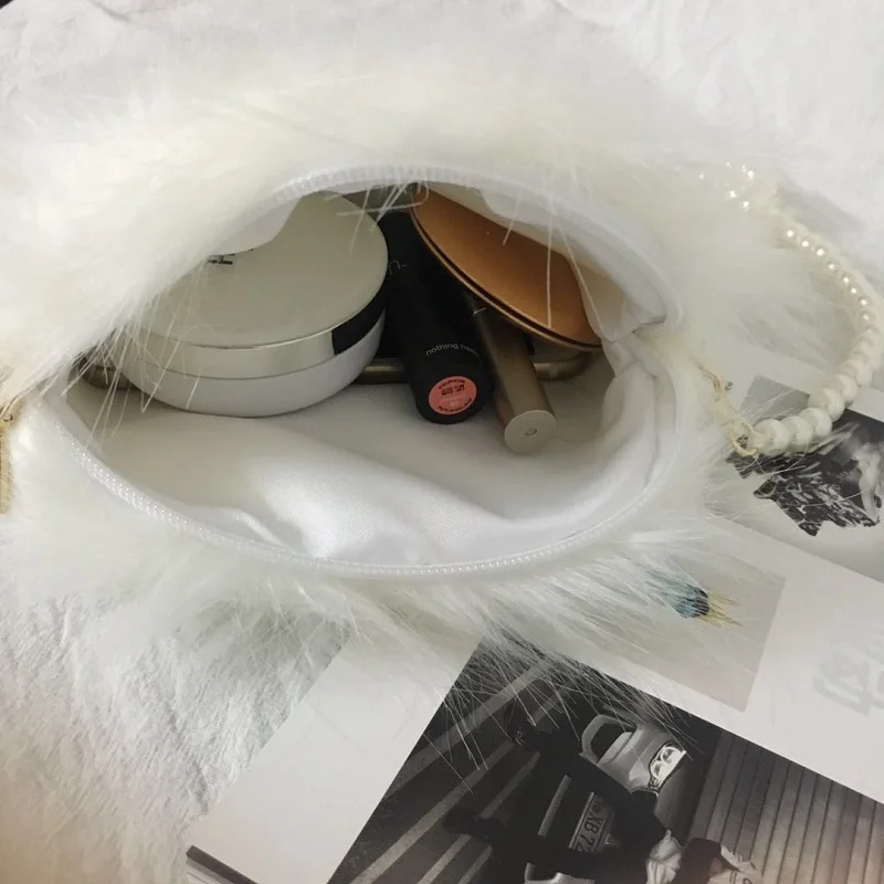 

Plush Shoulder Bag Women Mini Pearl Handbag Fashion Faux Rabbit Fur Shoulder Messenger Bags for Women 2020 Winter Bag Purses