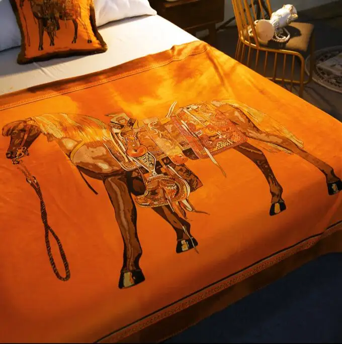 Фланелевое одеяло цвет в ассортименте