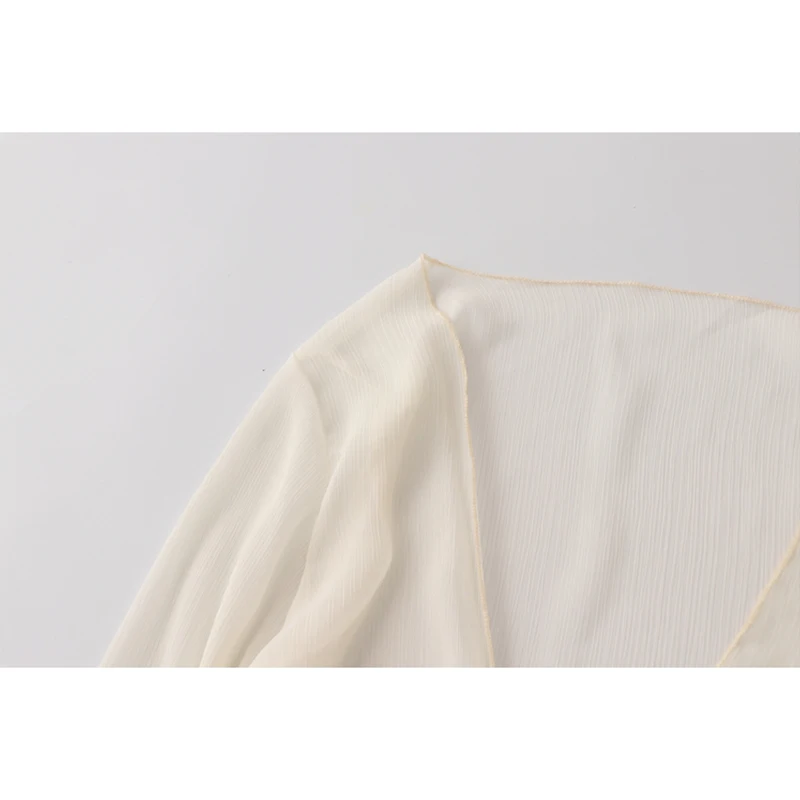 

Elegant Gentle Petal Long Sleeve Blouses Women 2021 Summer New Streetwear Fashion Solid V Neck Shirts Female Casual Cardigan Top