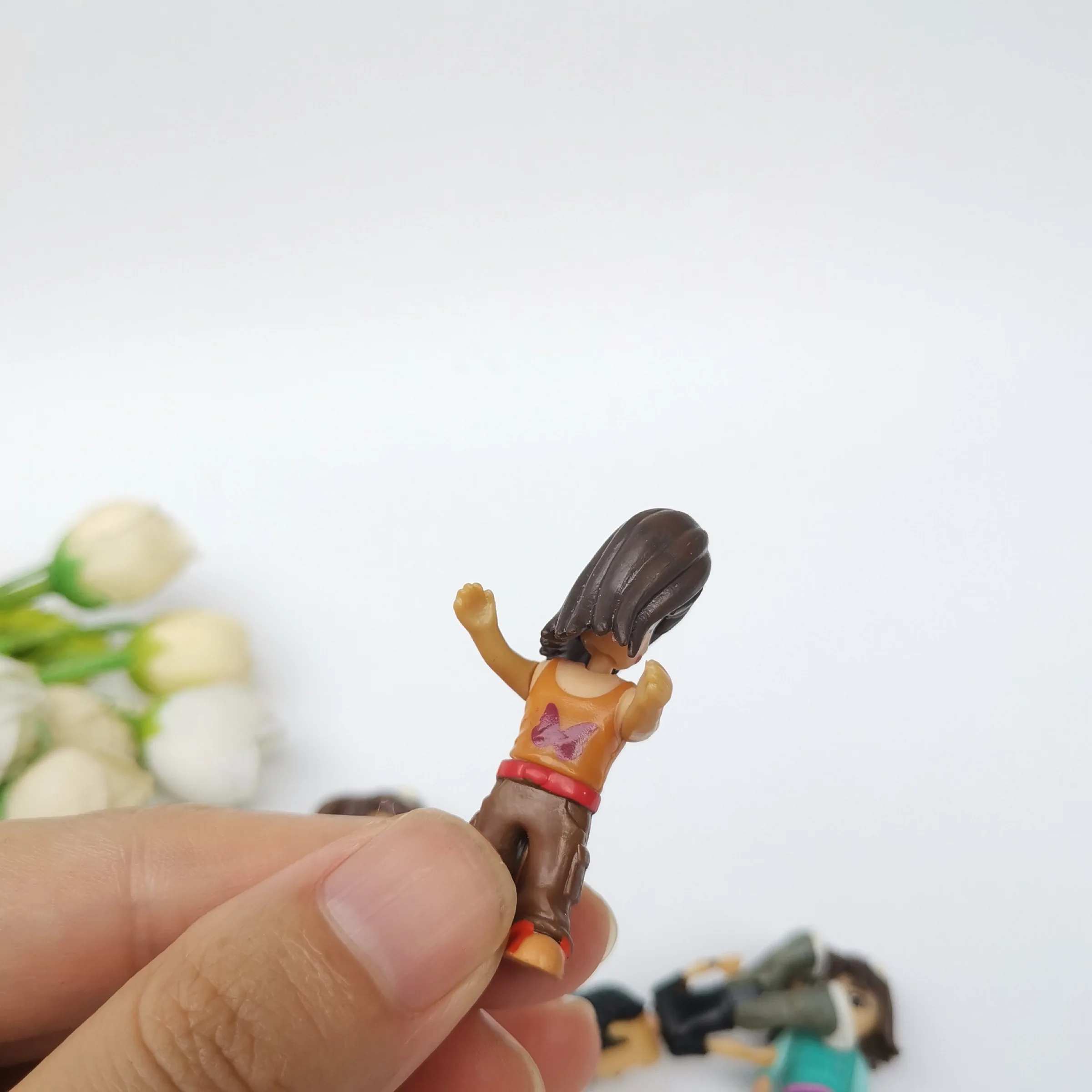 

50pcs/lot Assembly Girl Doll Kids Toy 4.5cm Birthday Gift