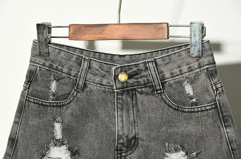 

Womens Summer Causal Denim Shorts Women Plus Size High Waist Ripped Jeans Shorts Fashion Loose Hole Short Pants Women's Shorts