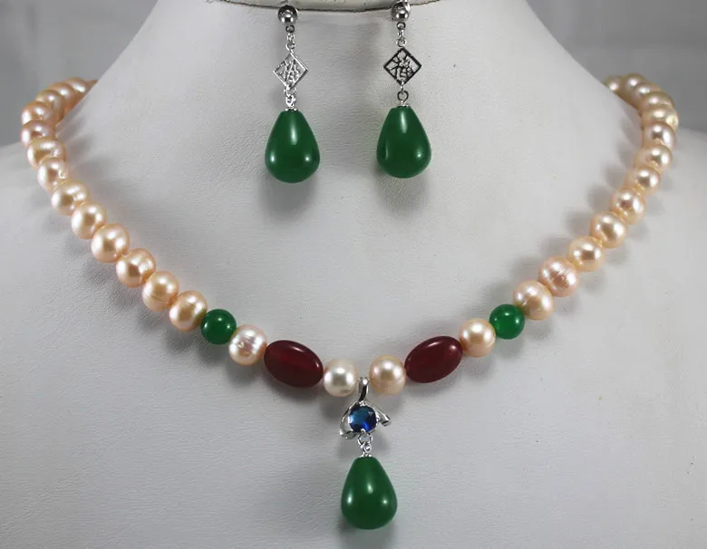 

Идеальное сочетание 8 мм розового жемчуга и зеленого нефрита ожерелье сочетается с серьгами