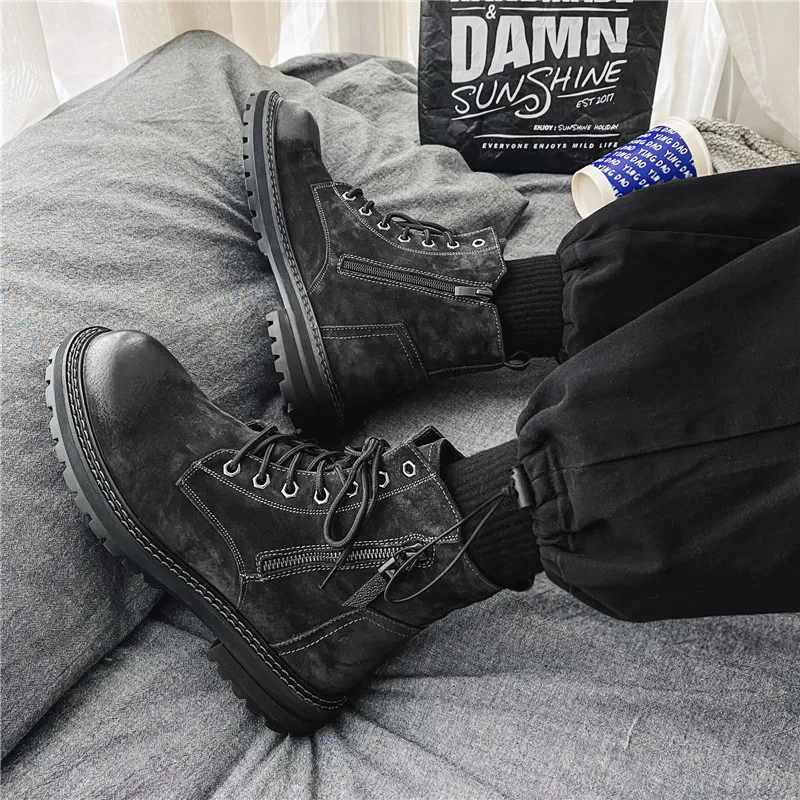 

Men Snow Boots Solid Color Warm and Non-slip Winter Men Rider Boots Round High-top Men Shoes Casual Classic Men 2021The New