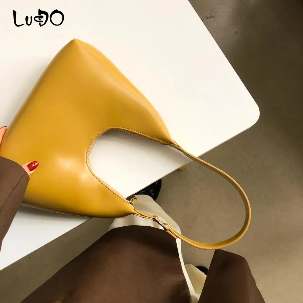 

Women's Handbags