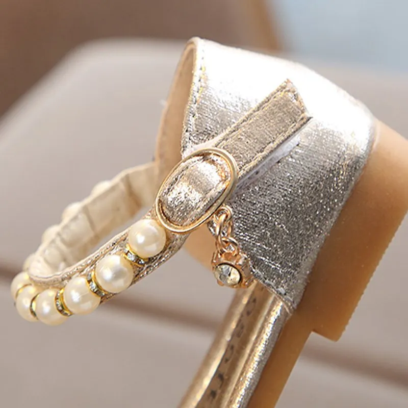 Детские сандалии в Корейском стиле Обувь с жемчугом Стразы девушки на мягкой