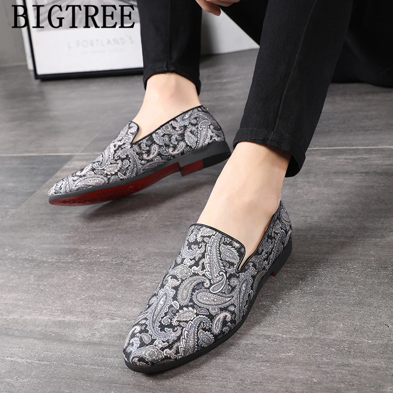 Лоферы мужская обувь с вышивкой итальянские бренды Парикмахерская элегантная