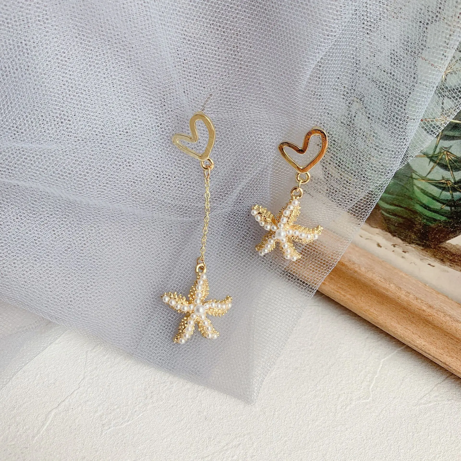 Простые Позолоченные асимметричные серьги с жемчугом в виде морской звезды 2021OL
